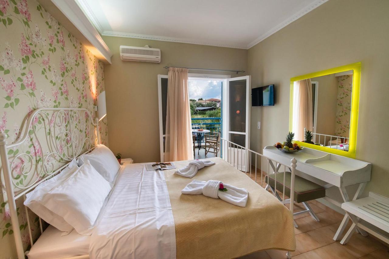 Sunny Garden Hotel Nydri  Exterior photo