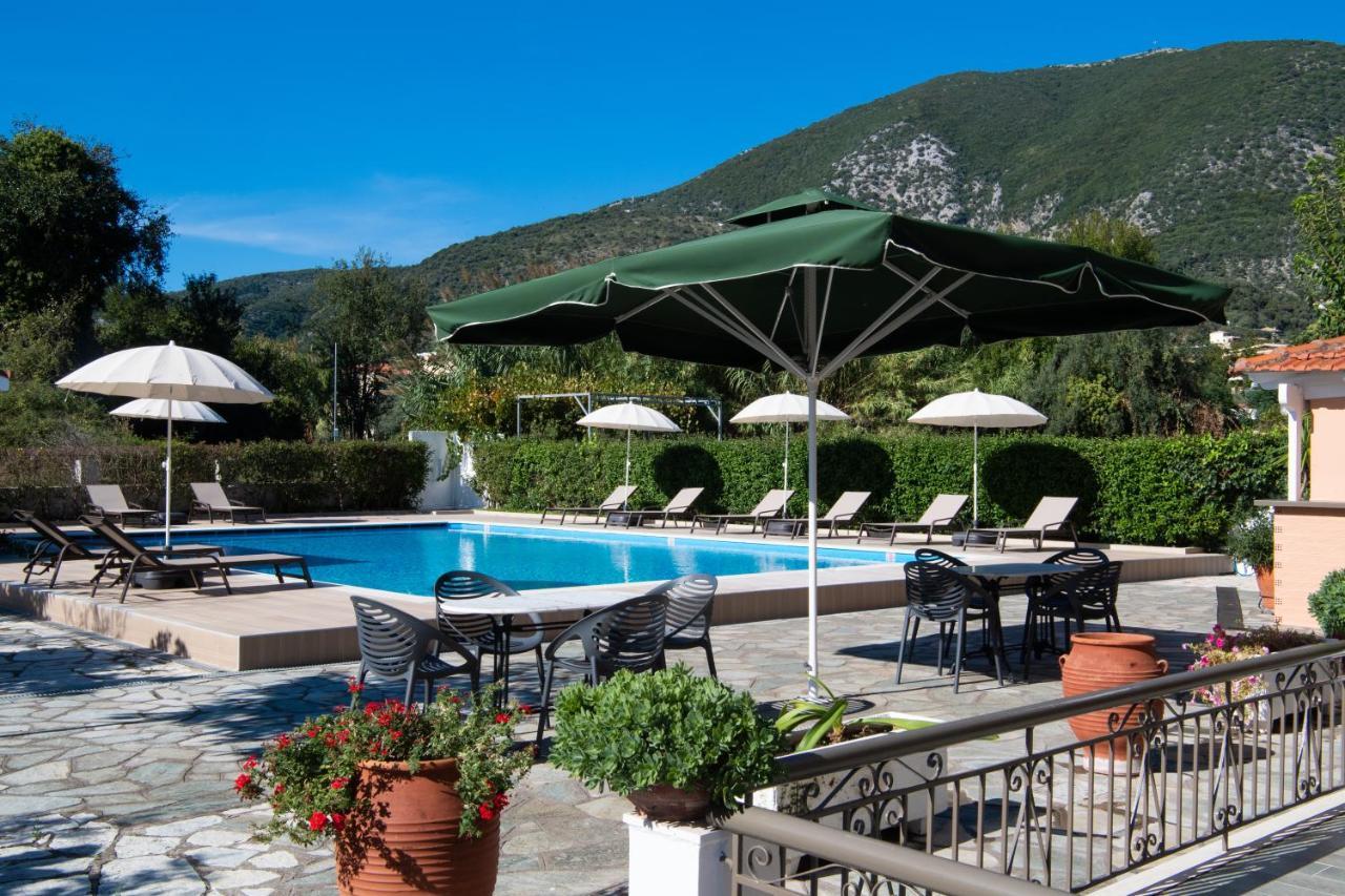 Sunny Garden Hotel Nydri  Exterior photo